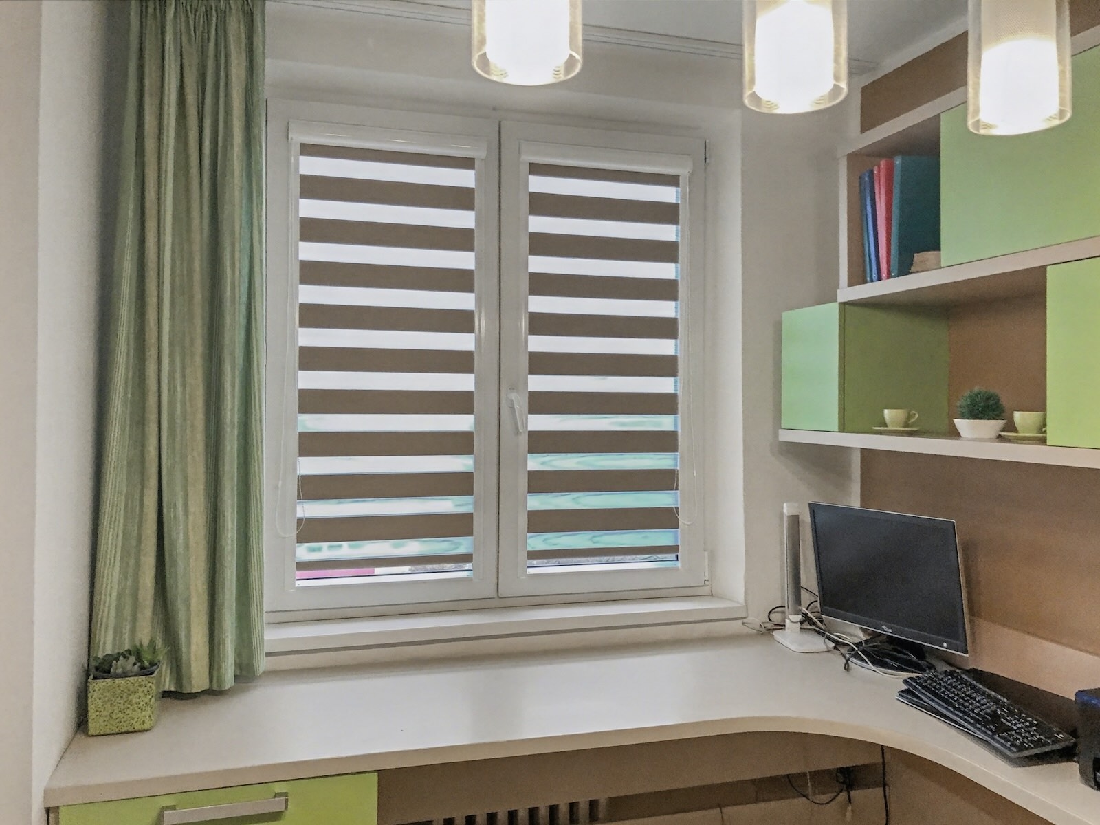 Rolety den a noc v interiéru