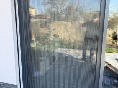 Plisé síť antracit