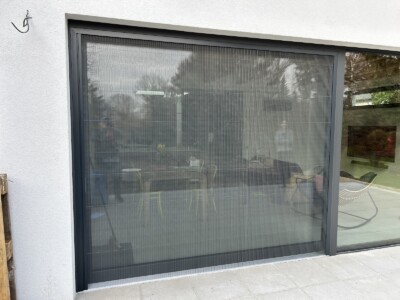 Plisé síť antracit