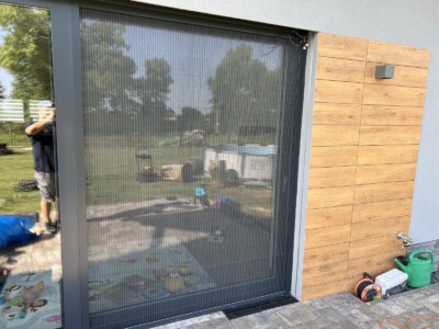 Plisé síť antracit