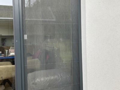 Plisé síť antracit