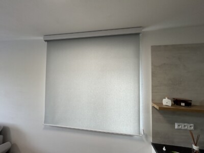 Látkové rolety šedé kuchyně