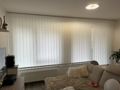 Vertikální žaluzie bílá obyvák